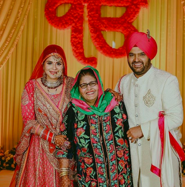 kapil-sharma-and-ginni-chatrath-marriage-picture-latest-entertainment-news-india-entertainments-saga