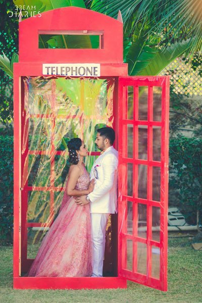 london-telephone-booth-photobooth-idea-wedding