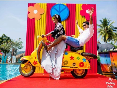 retro-photobooth-idea-indian-wedding