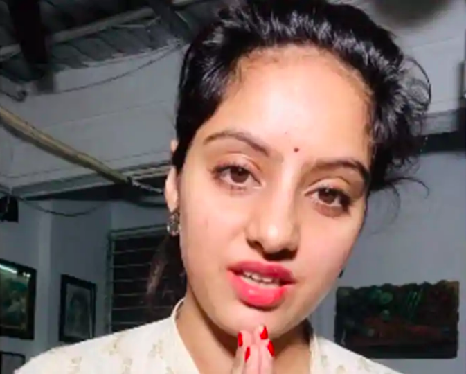 tv-actress-deepika-singh-message-for-arvid-kejriwal