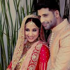 Urmila-Matondkar-Mir-Mohsin-Akhtar-bollywood-couples-online-bollywood-entertainment-news-online